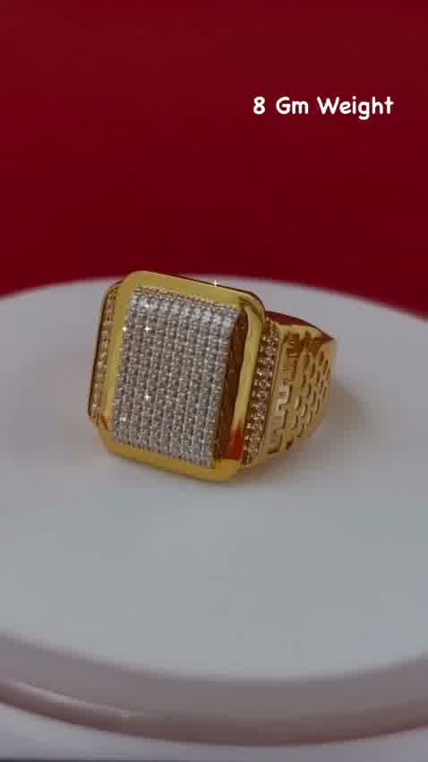 Cupira Cupira Radiant Cut Diamond Ring with lab-grown diamonds