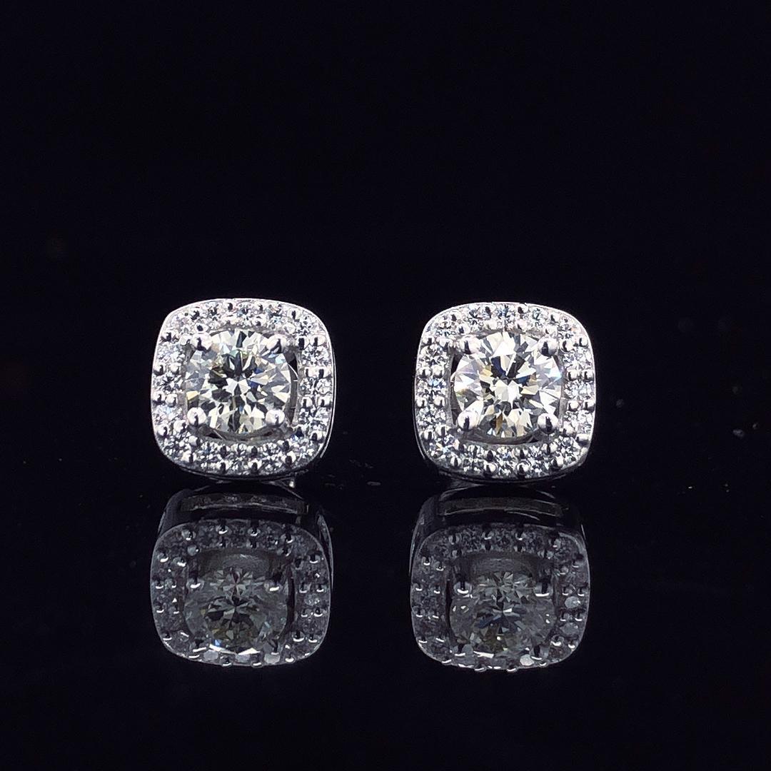 Cupira Cupira Cluster Diamond Stud Earrings with lab-grown diamonds