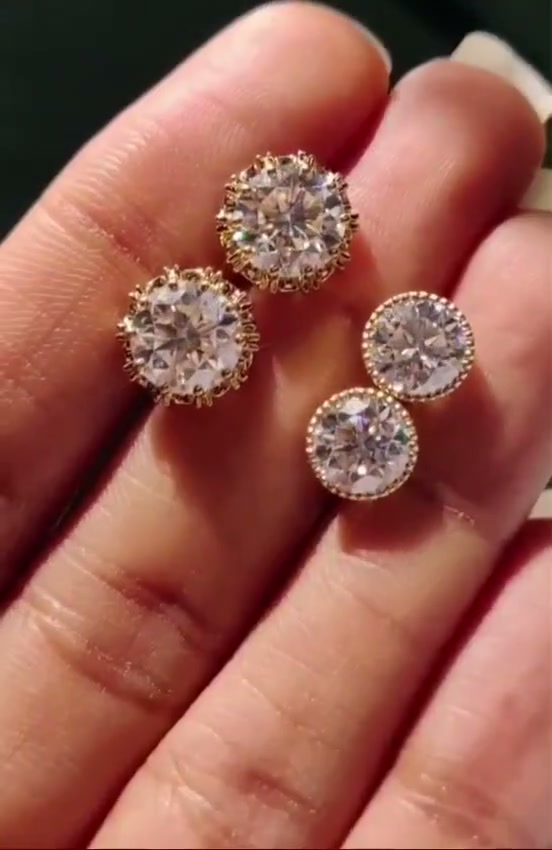 Cupira Cupira Classic Diamond Stud Earrings with lab-grown diamonds