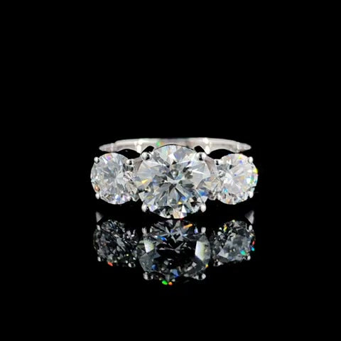 Cupira Cupira Three-Stone Diamond Ring with lab-grown diamonds