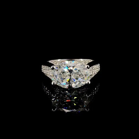 Cupira Cupira Marquise Diamond Ring with lab-grown diamonds