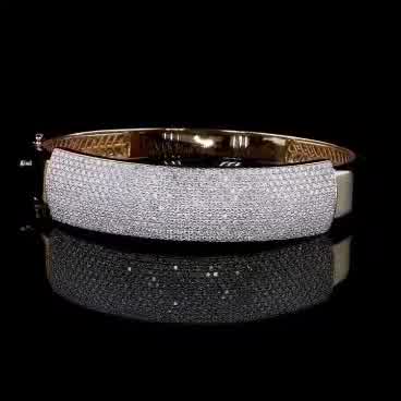 Cupira Cupira Floral Diamond Bracelet with lab-grown diamonds