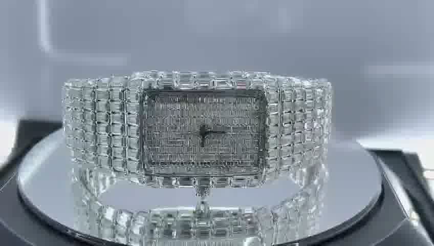 Cupira Cupira Elite Diamond Timepiece with lab-grown diamonds