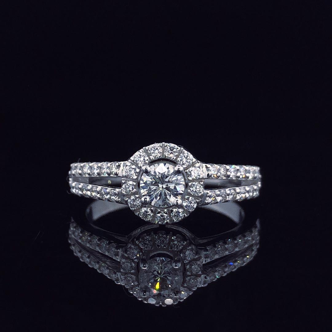Cupira Cupira Cluster Diamond Ring with lab-grown diamonds
